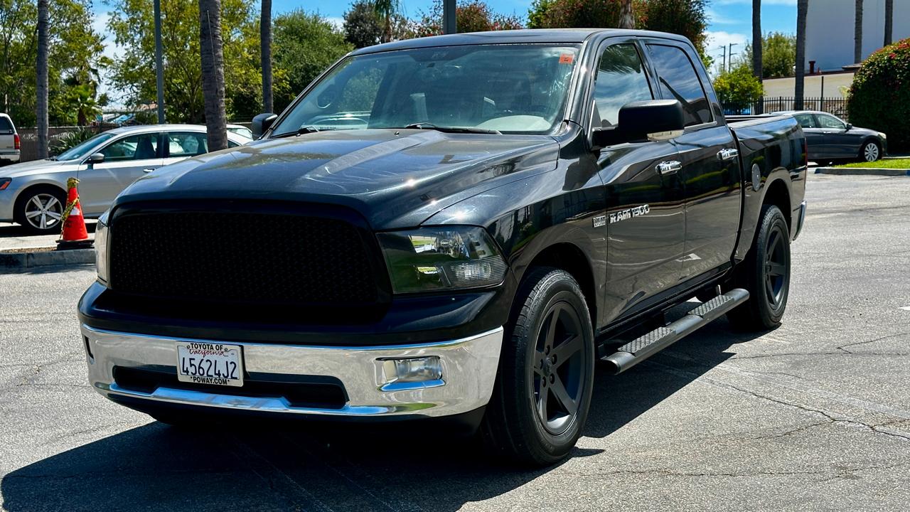 RAM 1500 ST Crew Cab 2WD 2011