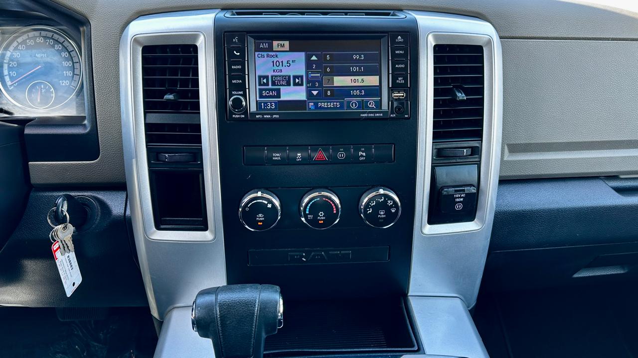 RAM 1500 ST Crew Cab 2WD 2011