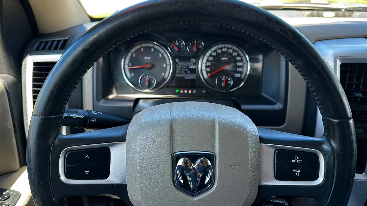 RAM 1500 ST Crew Cab 2WD 2011