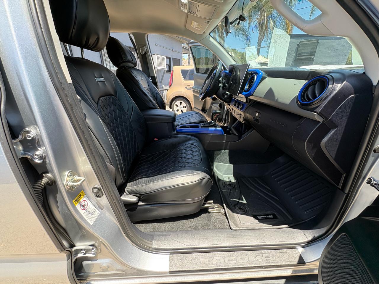 Toyota Tacoma SR5 Double Cab Long Bed I4 6AT 2WD 2017