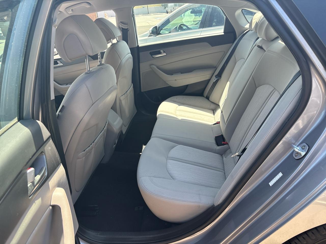 Hyundai Sonata Hybrid Base 2016