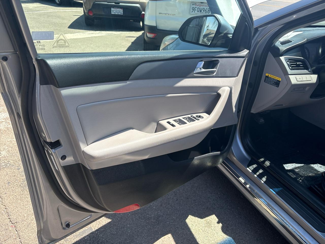 Hyundai Sonata Hybrid Base 2016