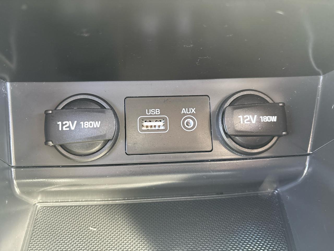 Hyundai Sonata Hybrid Base 2016