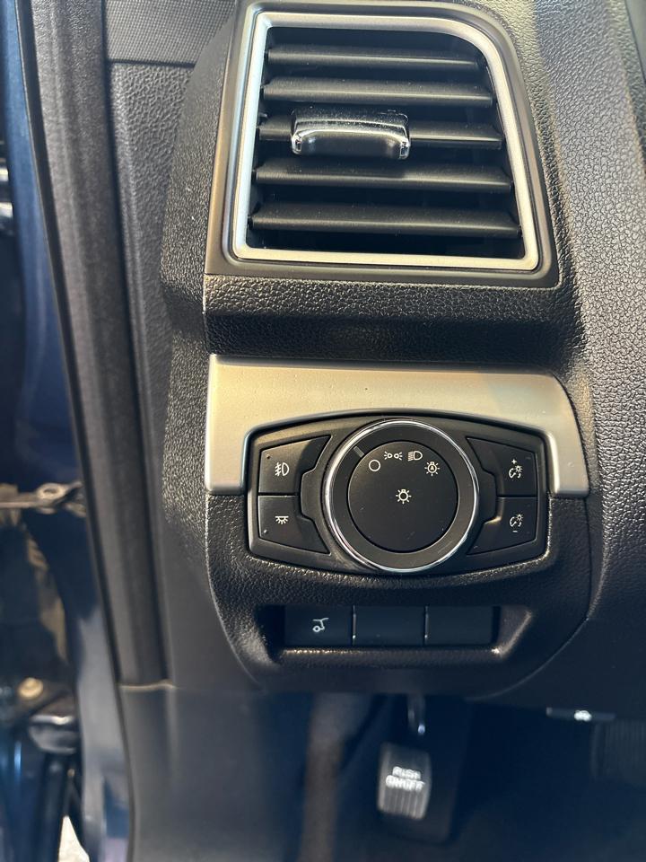 Ford Explorer XLT FWD 2017