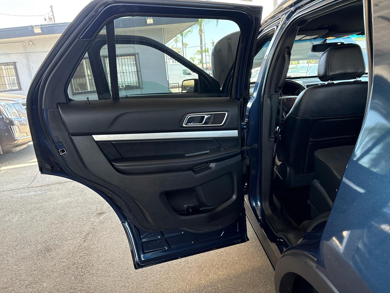 Ford Explorer XLT FWD 2017