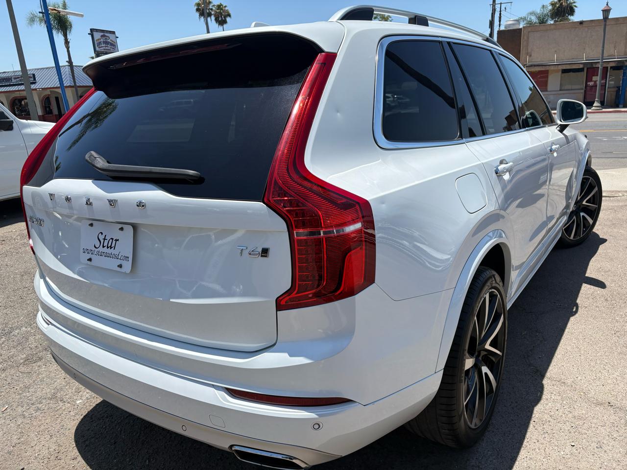 Volvo XC90 T6 Momentum AWD 2019
