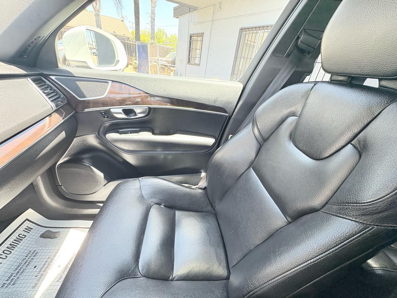 Volvo XC90 T6 Momentum AWD 2019
