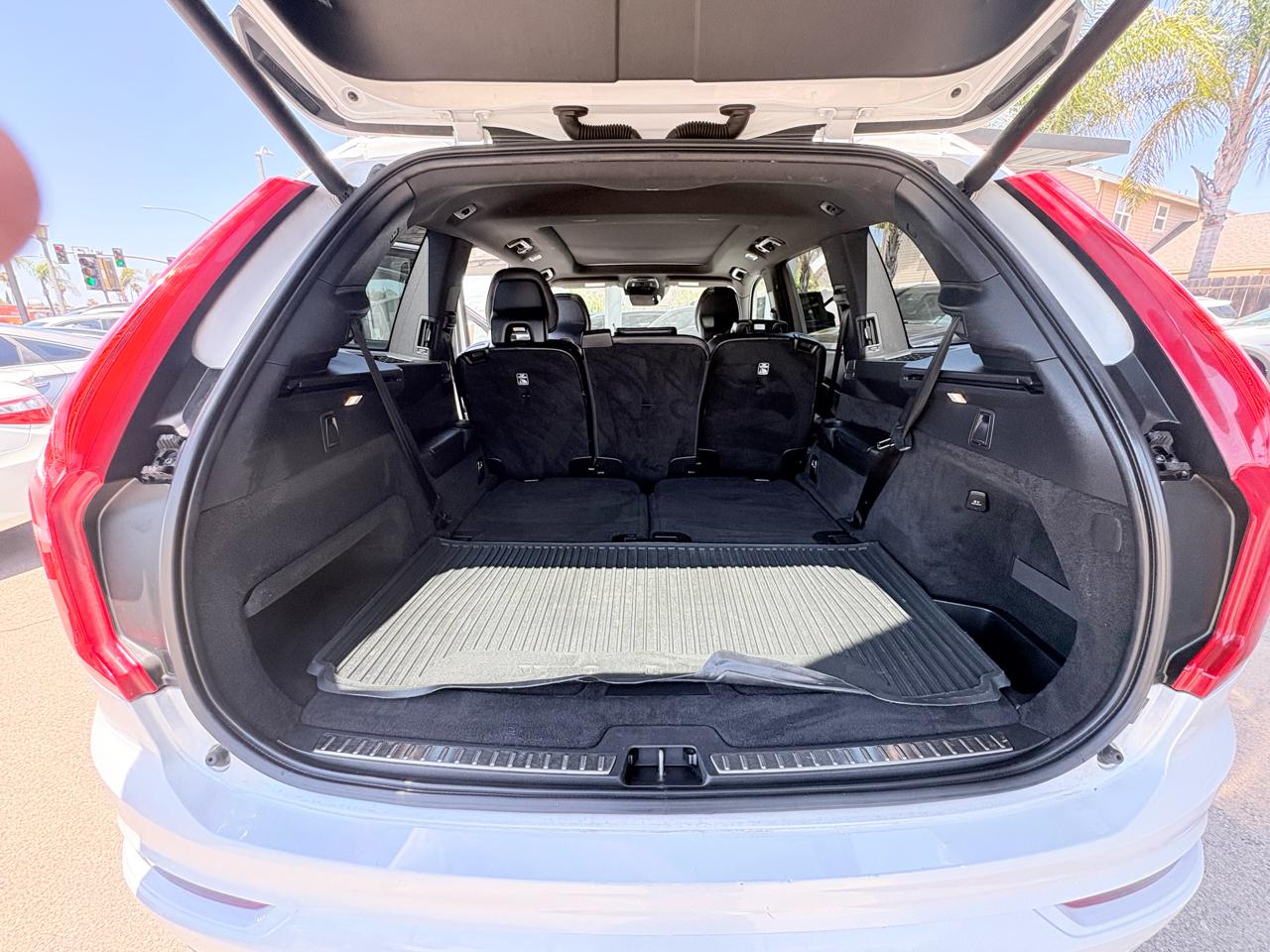 Volvo XC90 T6 Momentum AWD 2019