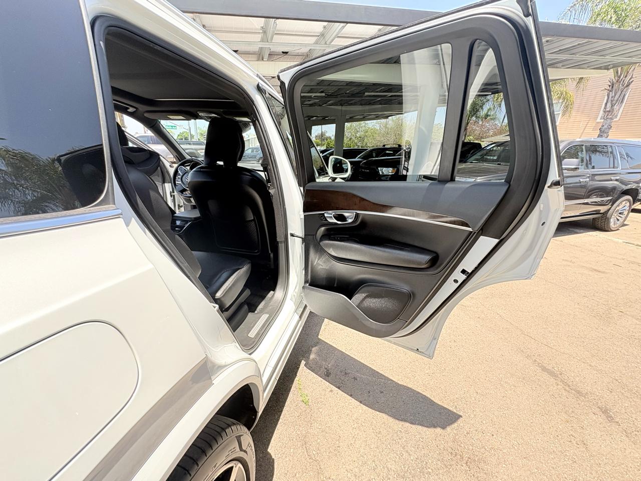 Volvo XC90 T6 Momentum AWD 2019