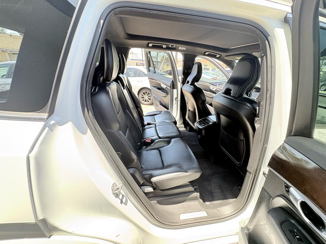 Volvo XC90 T6 Momentum AWD 2019