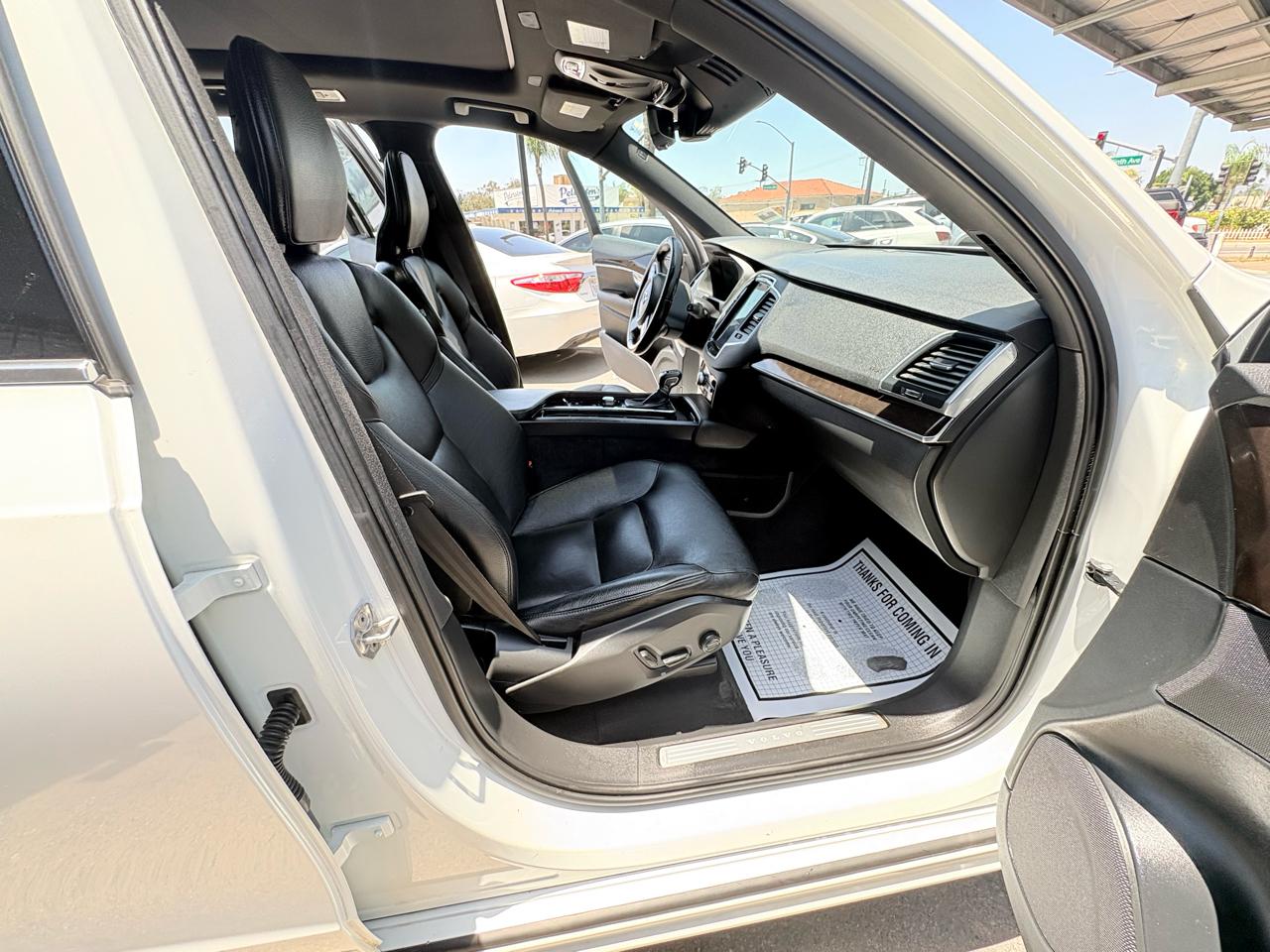 Volvo XC90 T6 Momentum AWD 2019