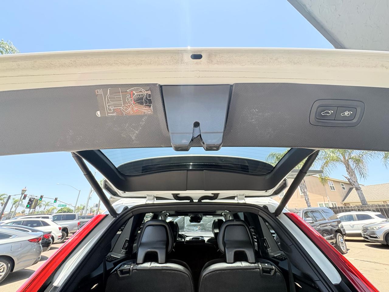 Volvo XC90 T6 Momentum AWD 2019
