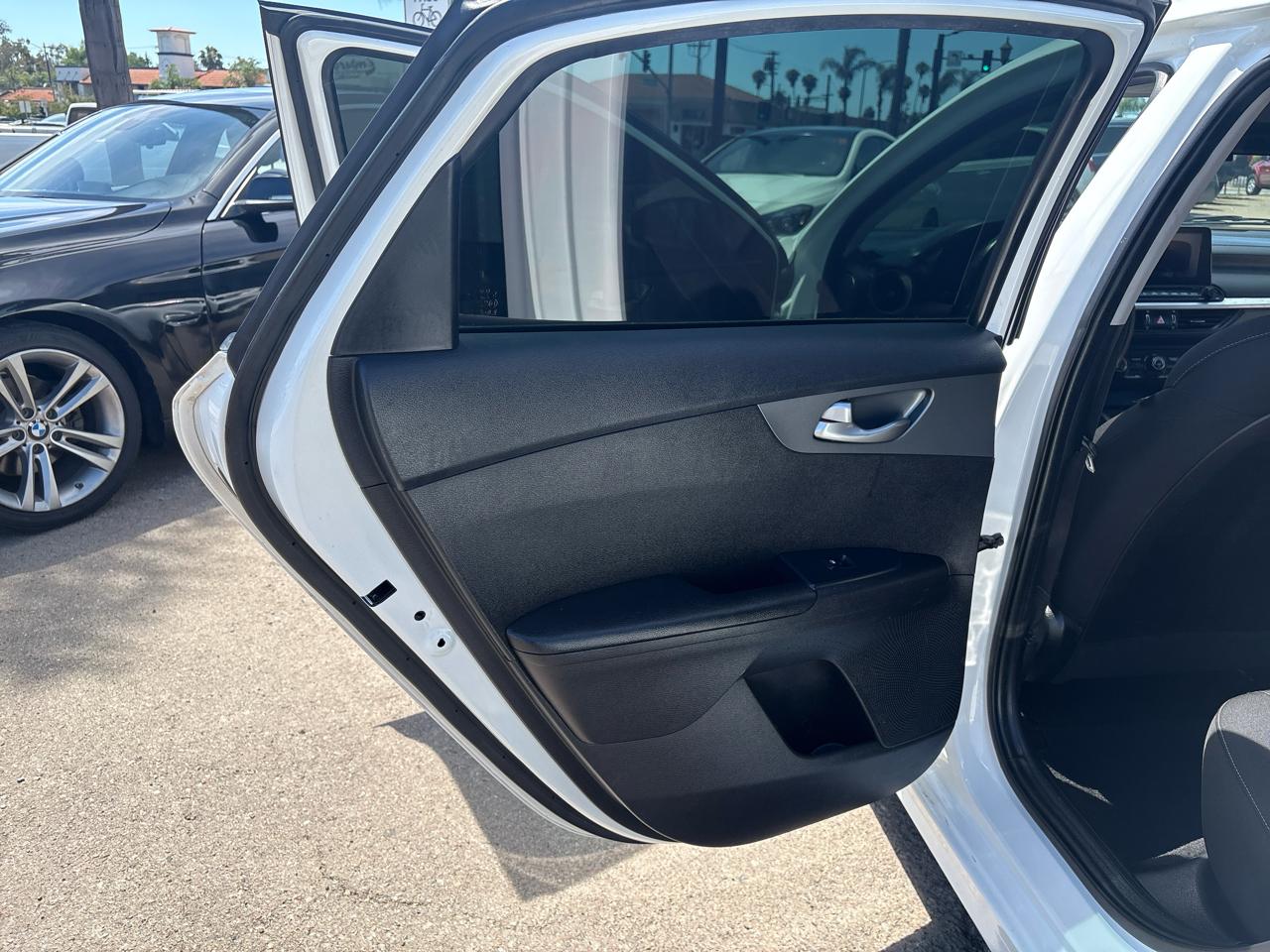 Kia Forte 4dr Sdn Auto EX 2019