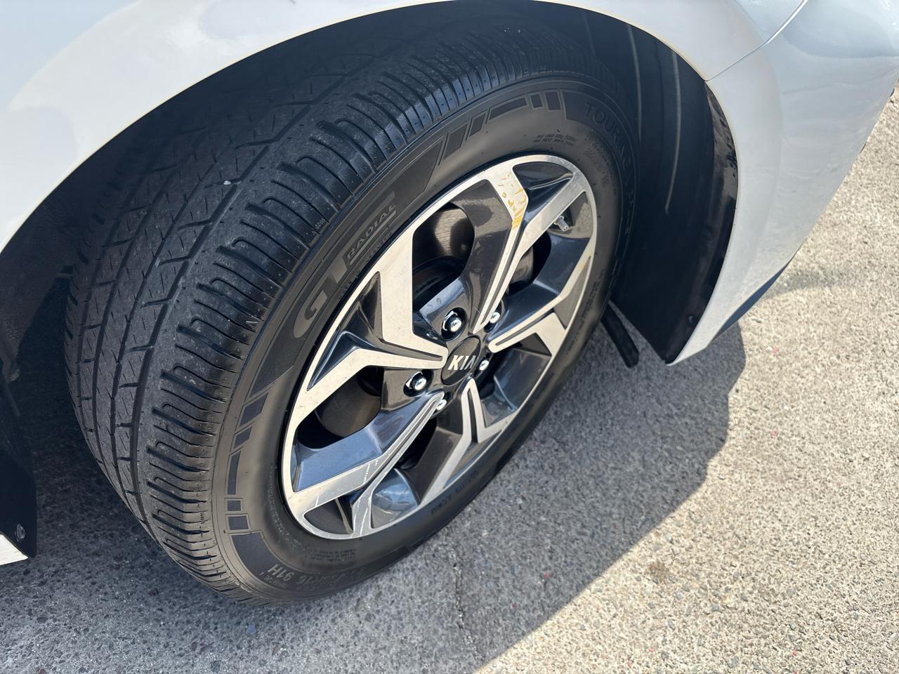 Kia Forte 4dr Sdn Auto EX 2019