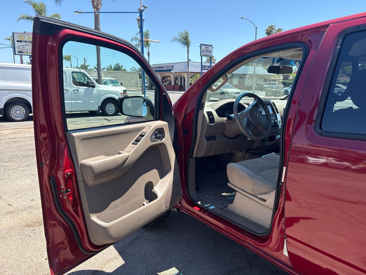 Nissan Frontier S Crew Cab 2WD 2012