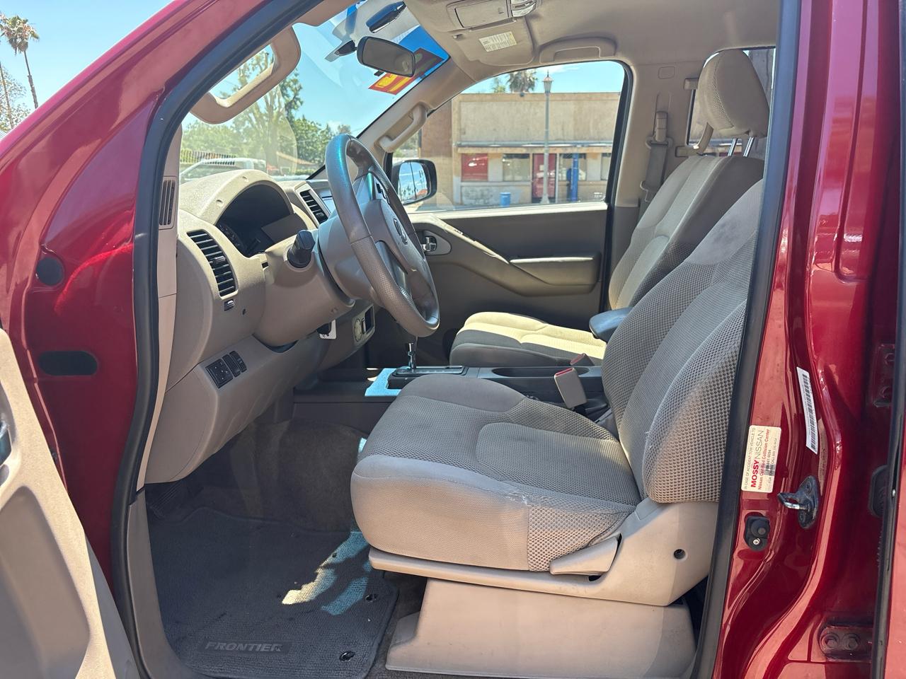 Nissan Frontier S Crew Cab 2WD 2012