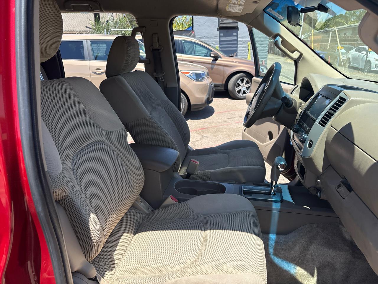 Nissan Frontier S Crew Cab 2WD 2012