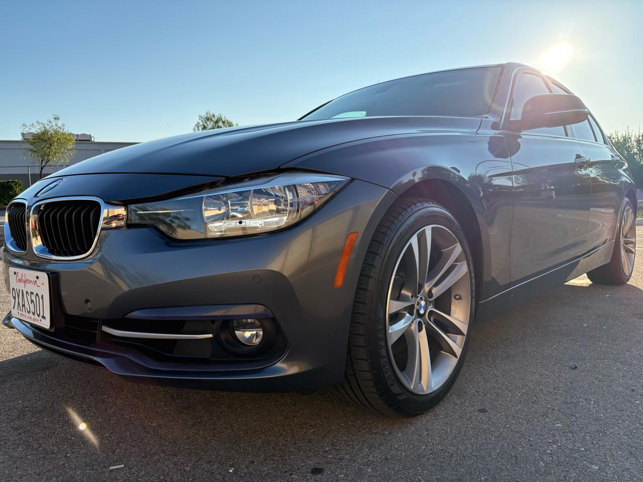 BMW 3-Series 330i SULEV Sedan 2017