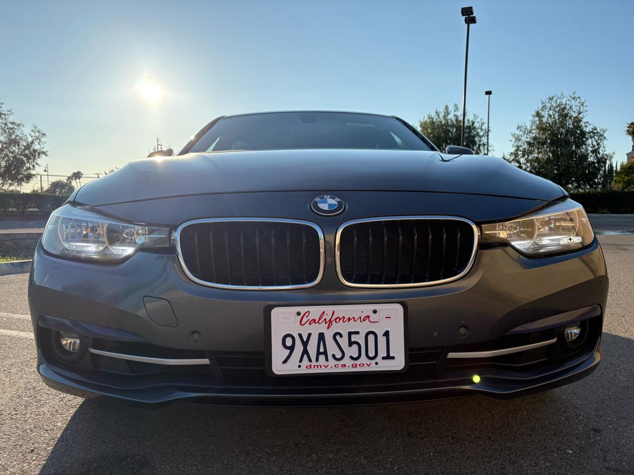 BMW 3-Series 330i SULEV Sedan 2017