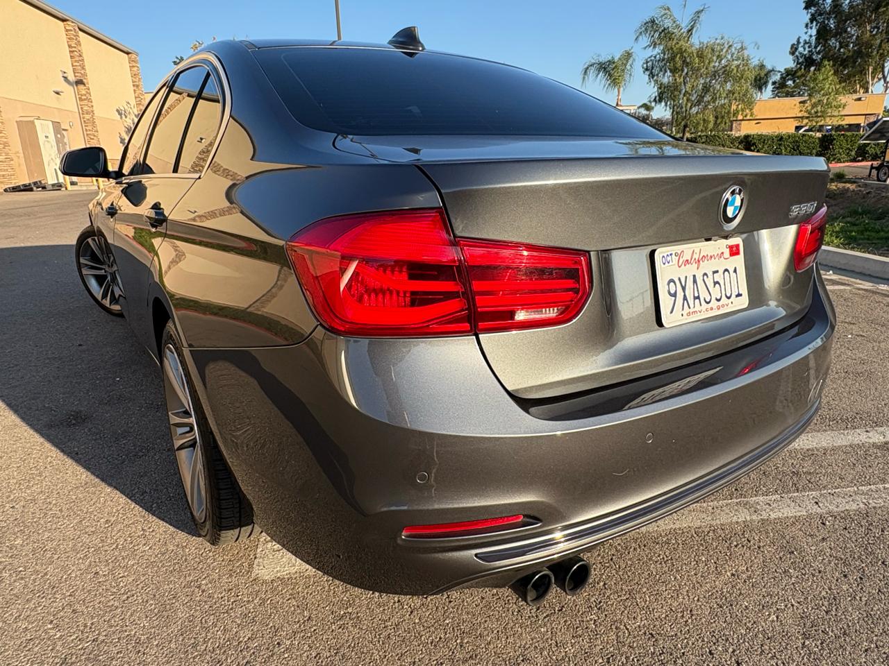 BMW 3-Series 330i SULEV Sedan 2017