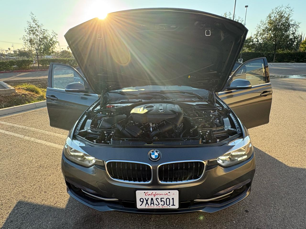 BMW 3-Series 330i SULEV Sedan 2017