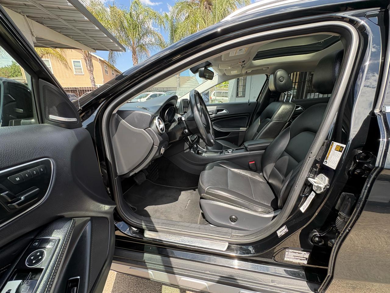 Mercedes-Benz GLA-Class GLA250 4MATIC 2015