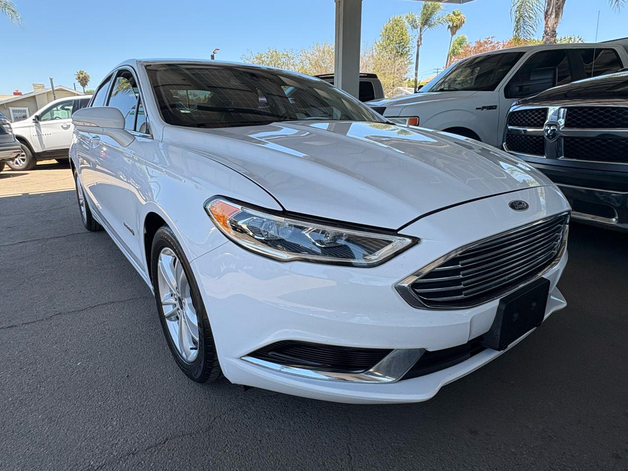 Ford Fusion Hybrid SE 2018