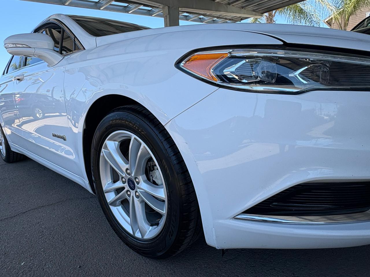 Ford Fusion Hybrid SE 2018