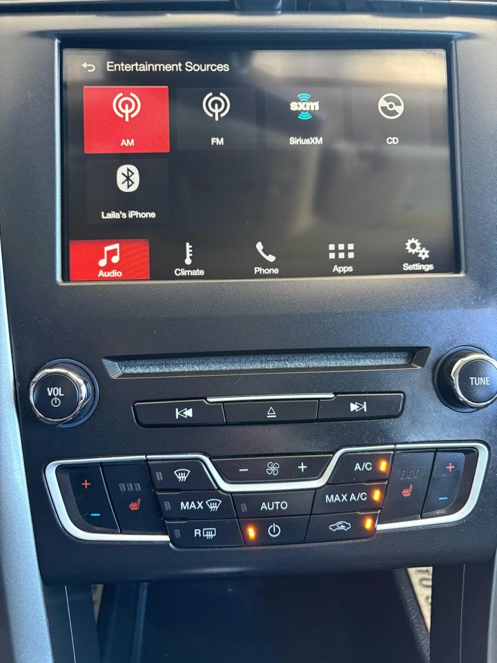 Ford Fusion Hybrid SE 2018