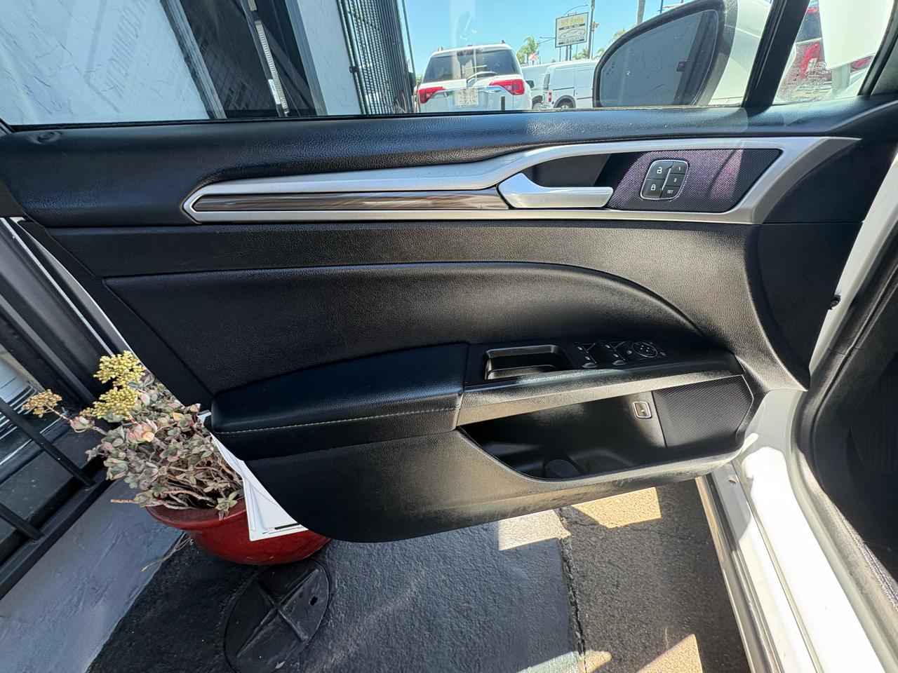 Ford Fusion Hybrid SE 2018