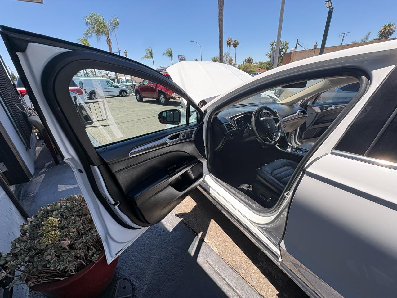 Ford Fusion Hybrid SE 2018