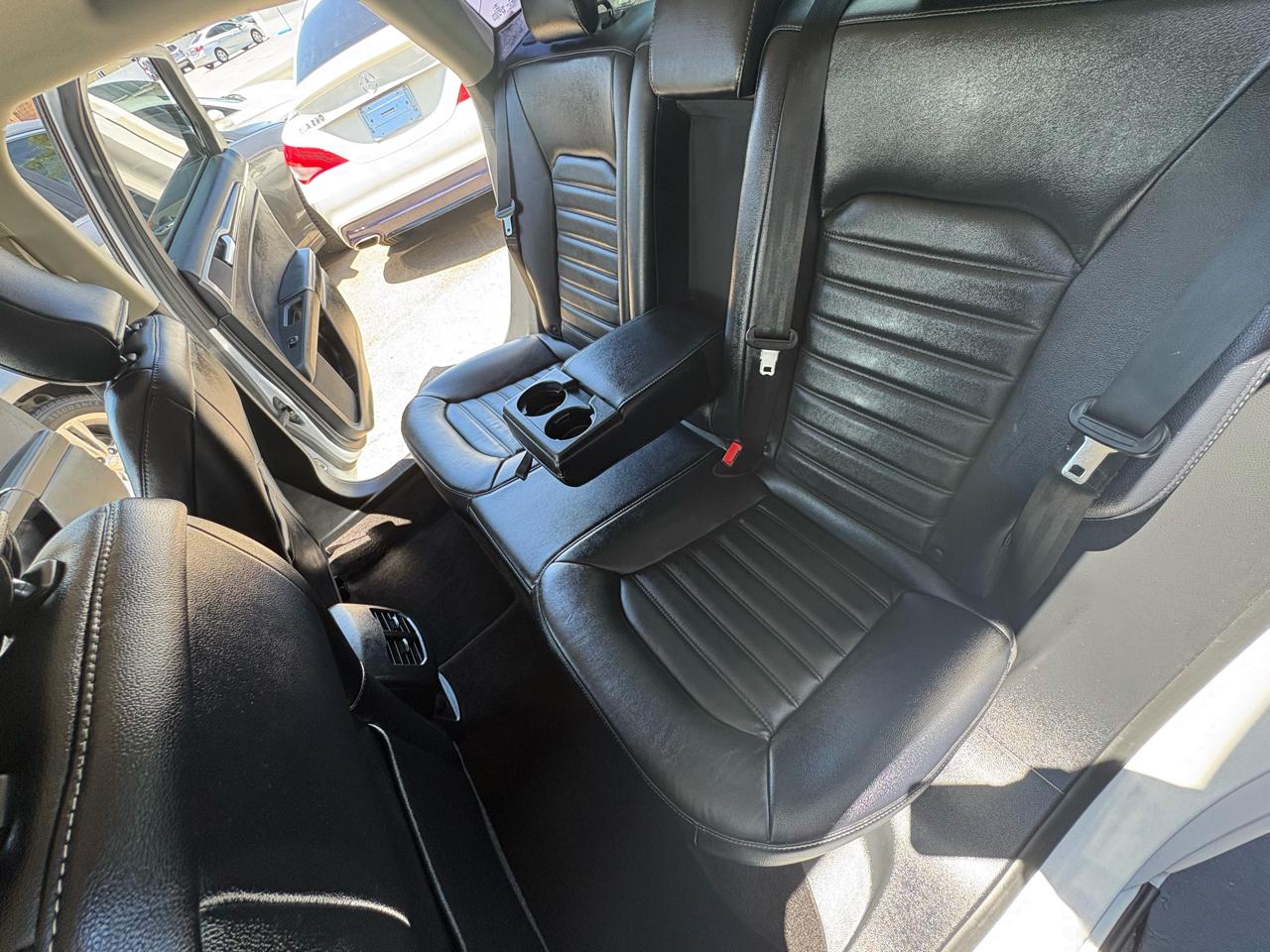 Ford Fusion Hybrid SE 2018