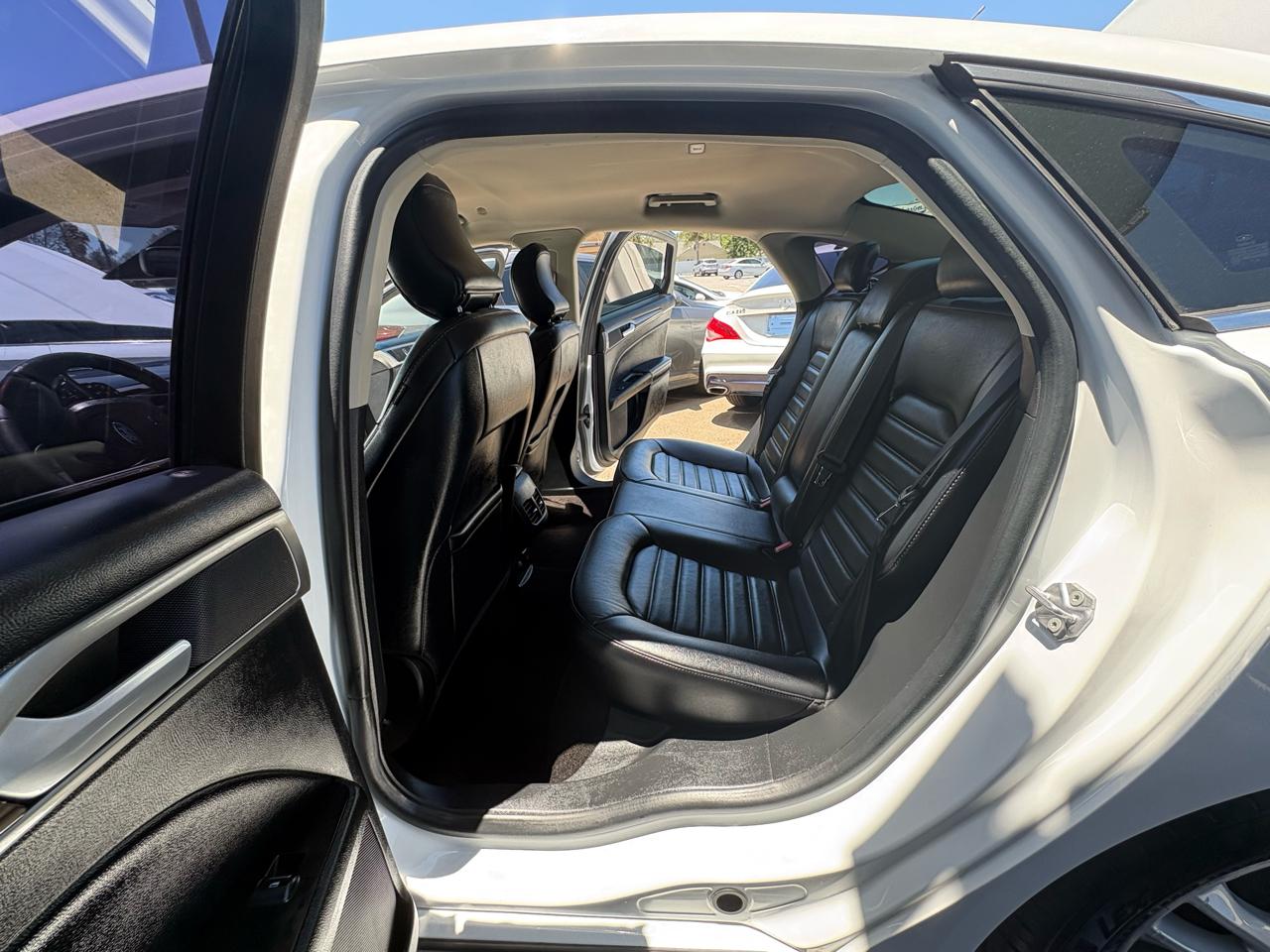 Ford Fusion Hybrid SE 2018