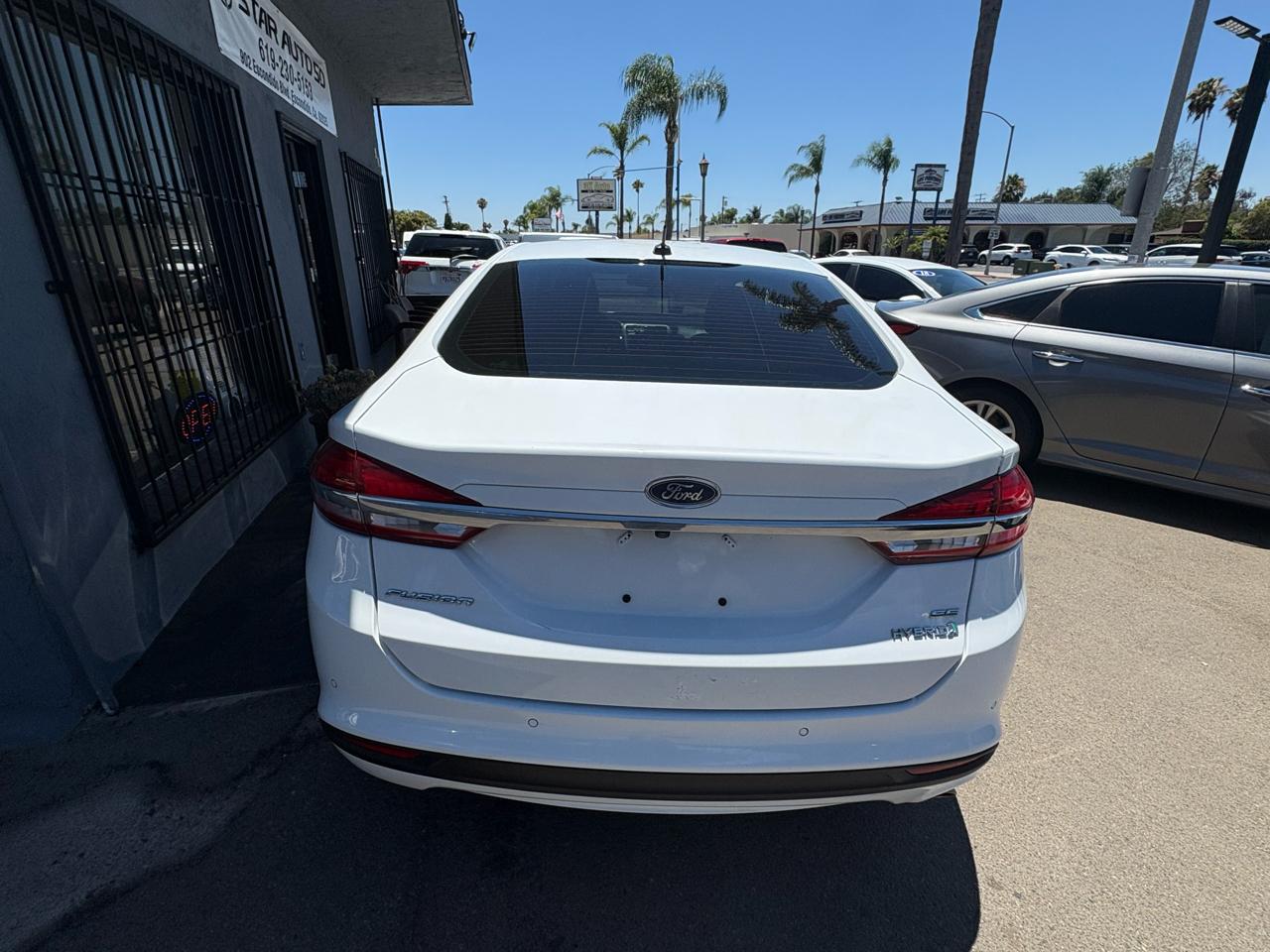 Ford Fusion Hybrid SE 2018