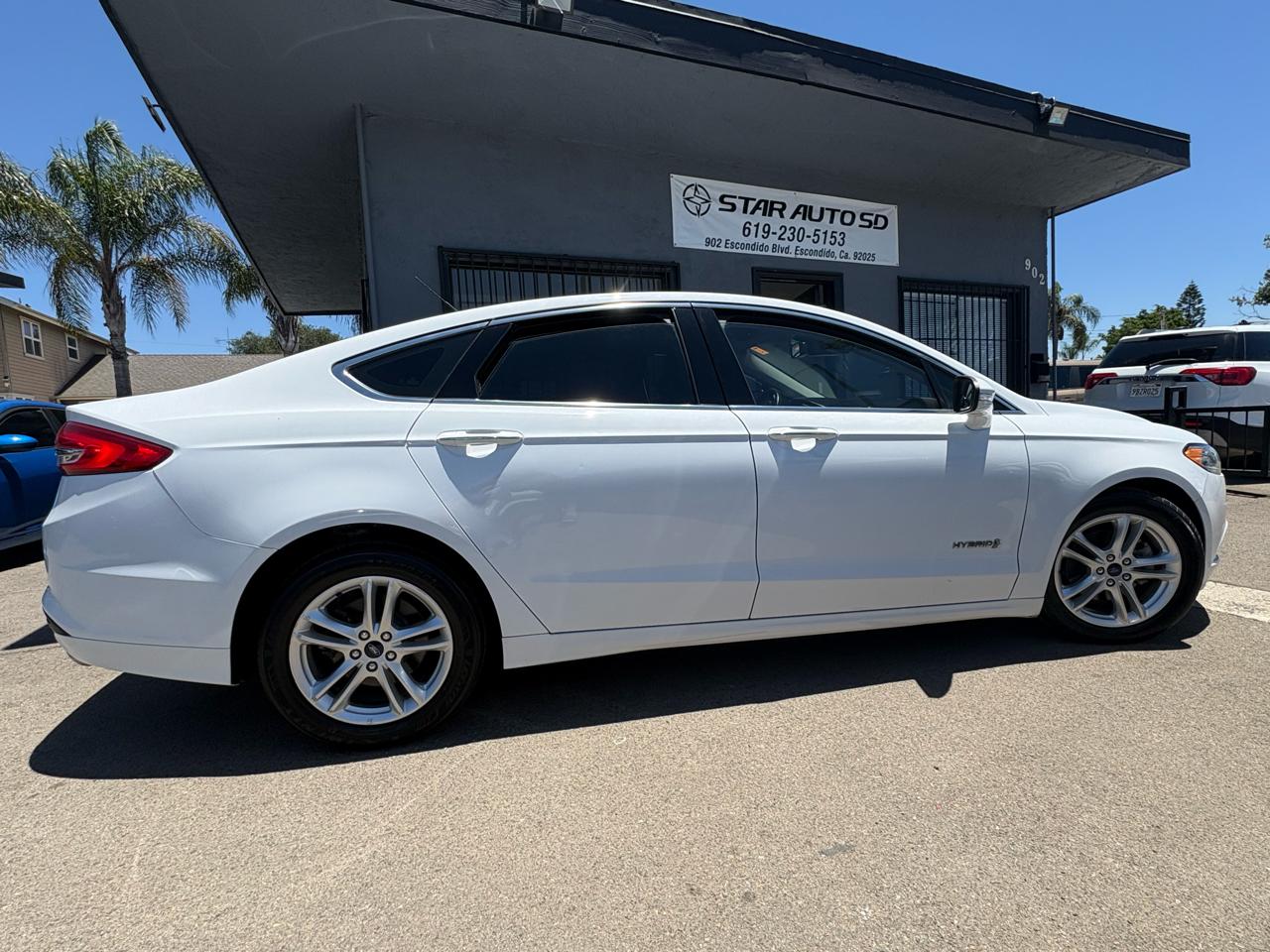 Ford Fusion Hybrid SE 2018