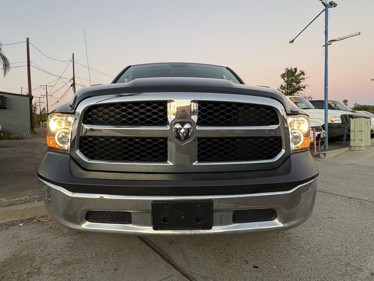RAM 1500 Tradesman Quad Cab 4WD 2014