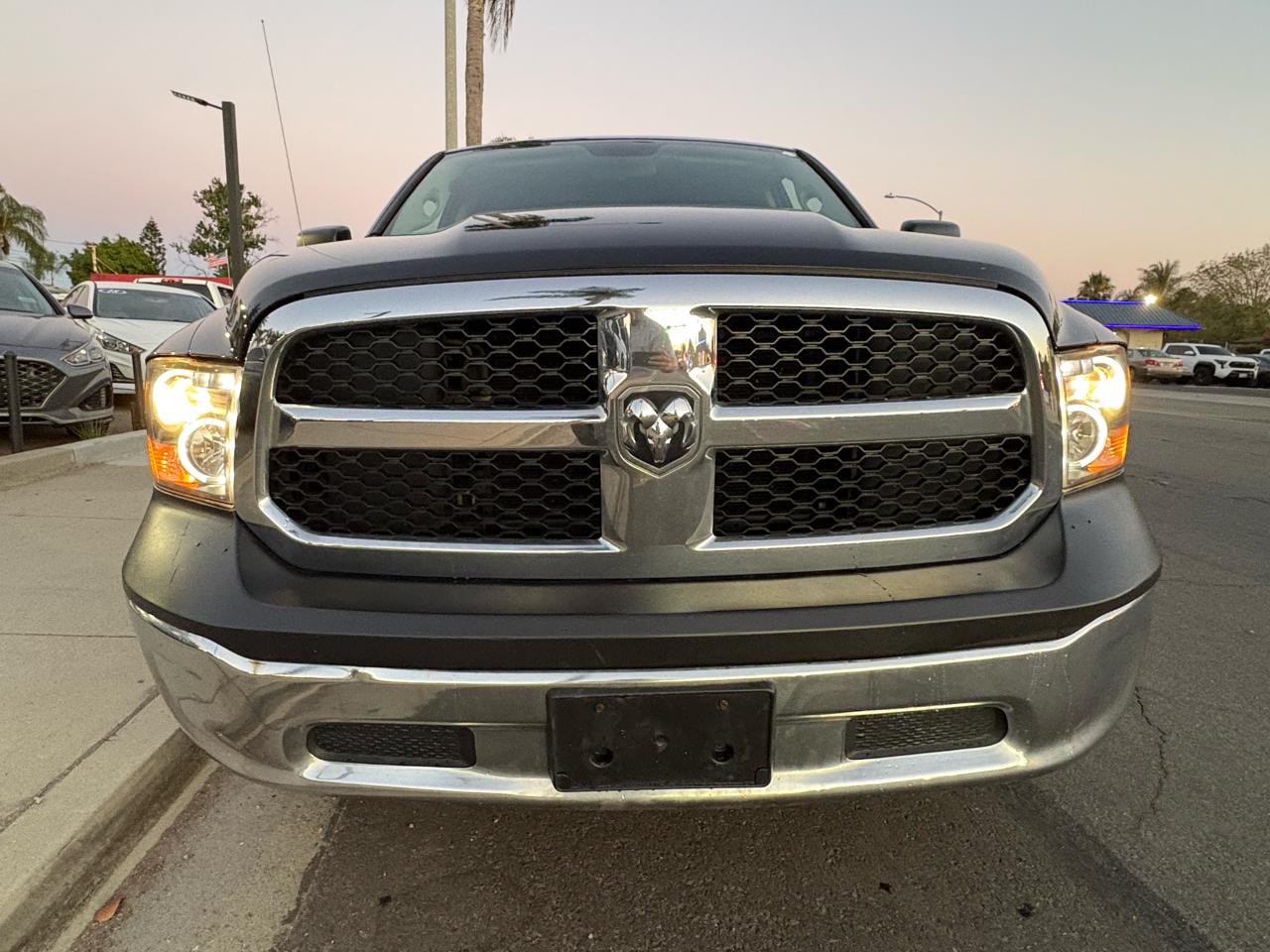 RAM 1500 Tradesman Quad Cab 4WD 2014