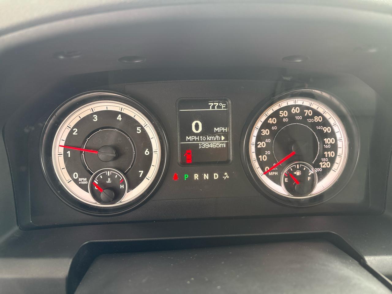 RAM 1500 Tradesman Quad Cab 4WD 2014