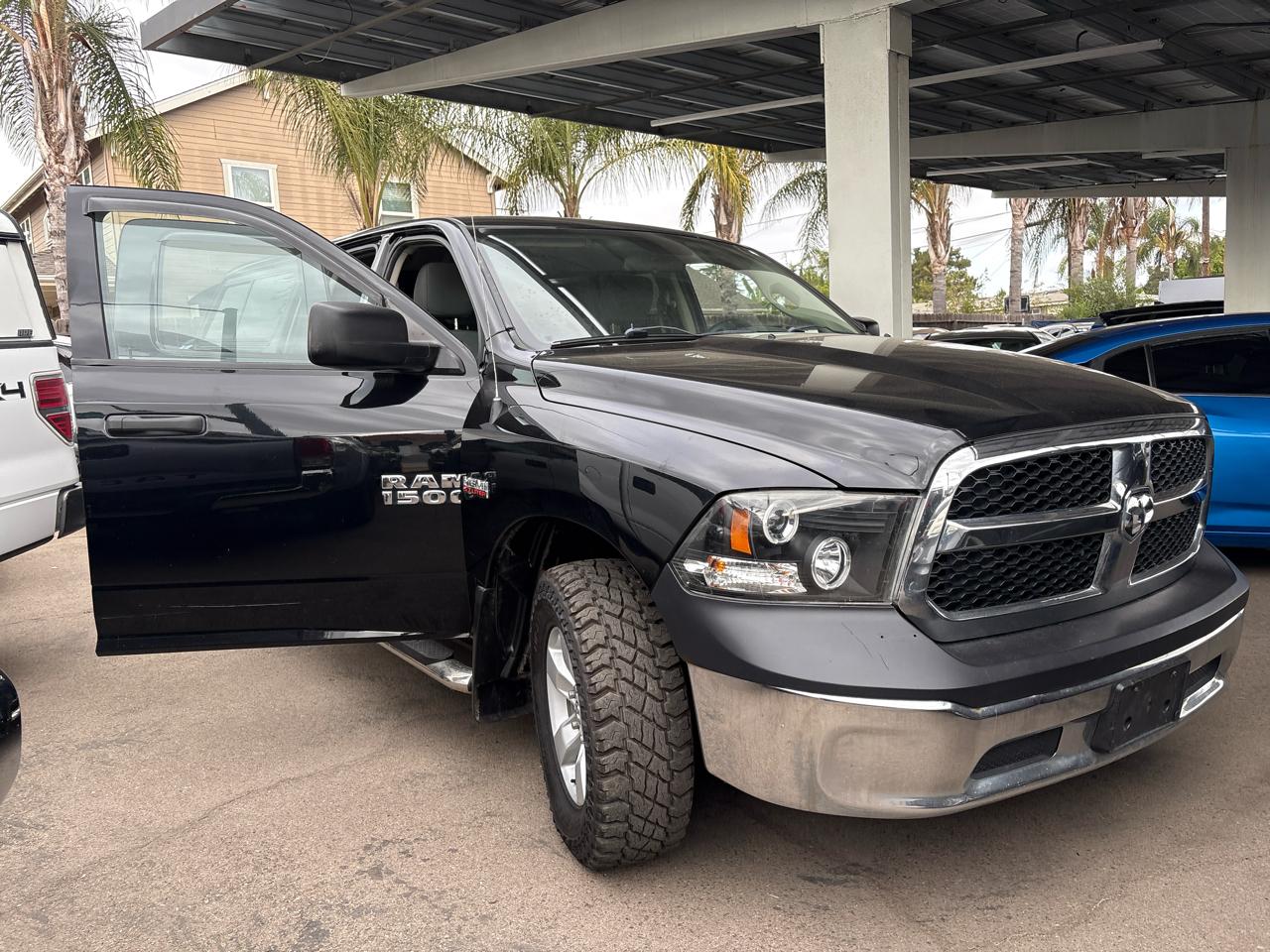 RAM 1500 Tradesman Quad Cab 4WD 2014