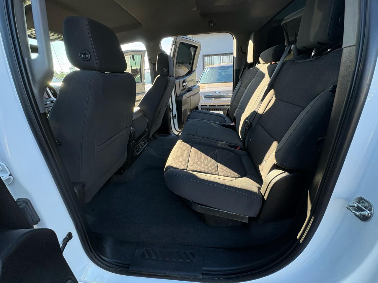 Chevrolet Silverado 1500 LT Crew Cab 2WD 2021