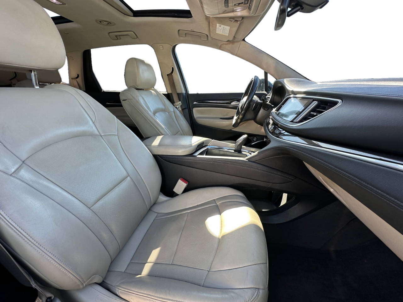 Buick Enclave Essence 2019