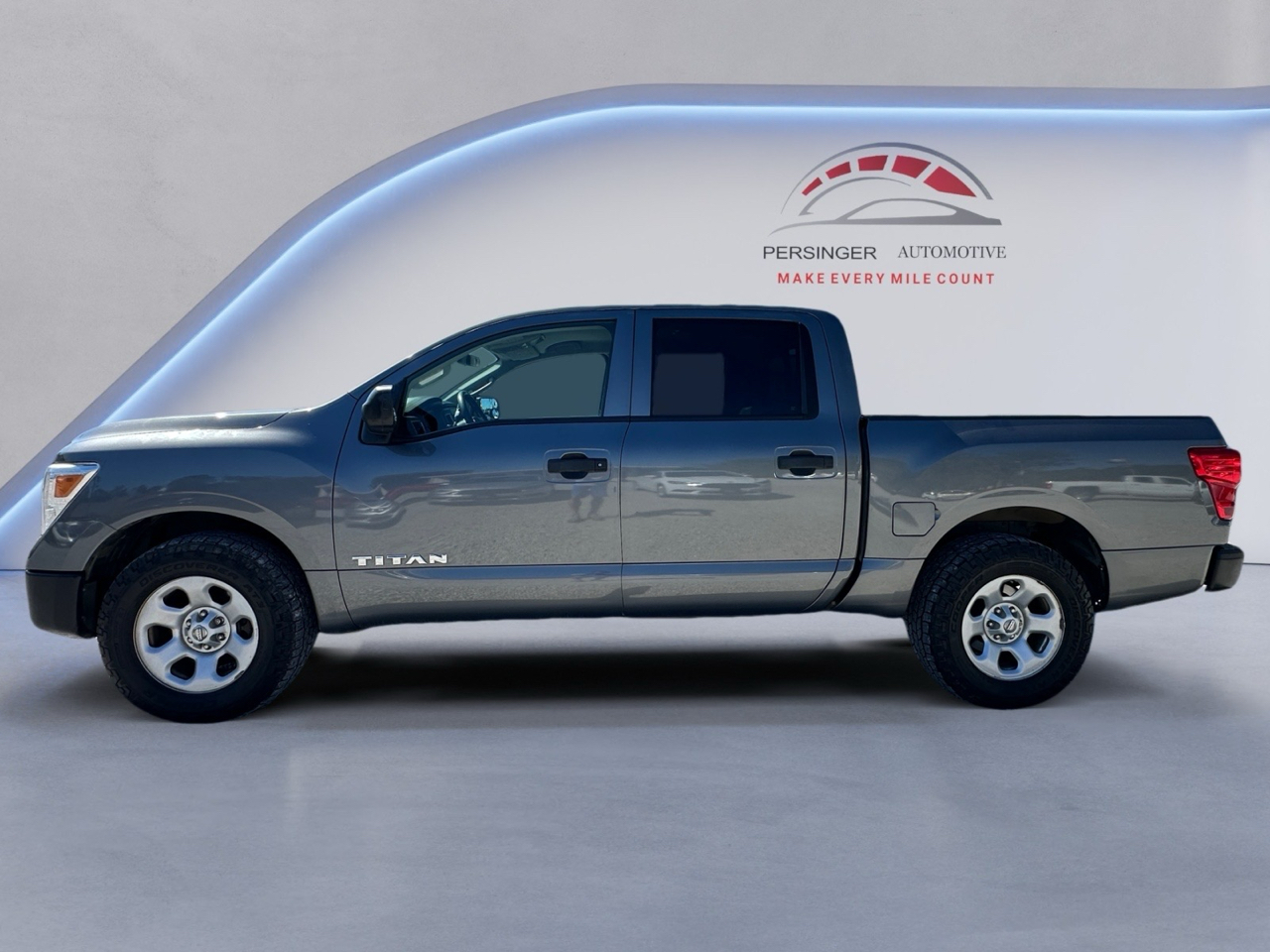 Nissan Titan 4x2 Crew Cab S 2019 Nissan Titan 4x2 Crew Cab S 2019
