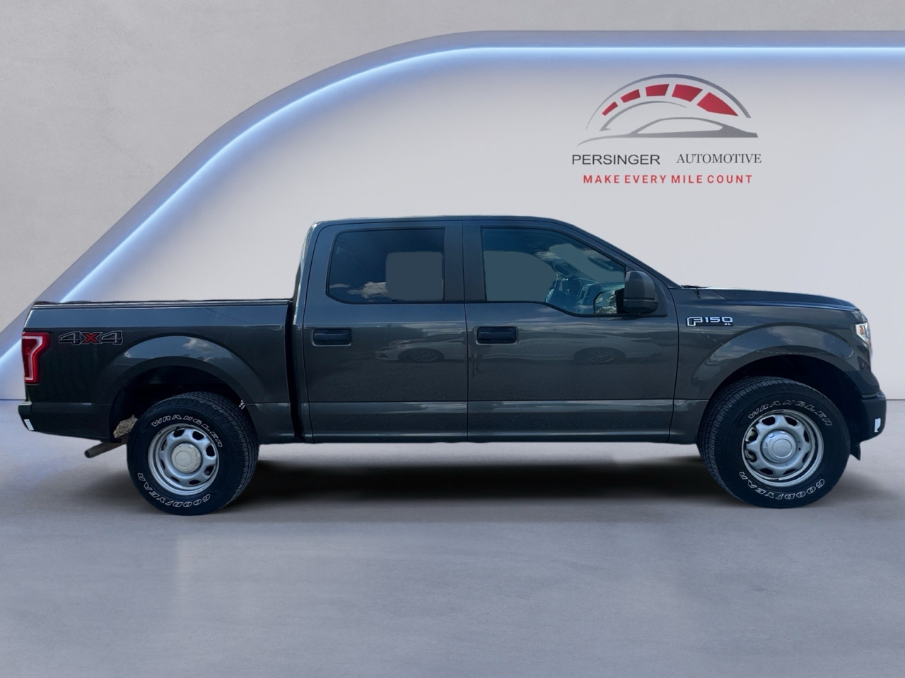 Ford F-150 XL SuperCrew 6.5-ft. Bed 4WD 2017 Ford F-150 XL SuperCrew 6.5-ft. Bed 4WD 2017