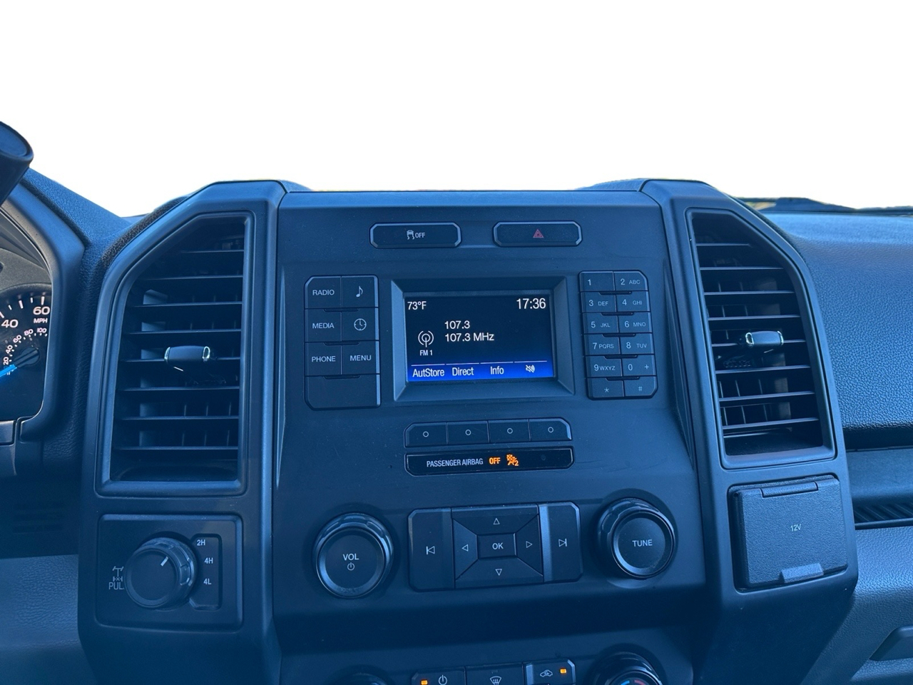 Ford F-150 XL SuperCrew 6.5-ft. Bed 4WD 2017 Ford F-150 XL SuperCrew 6.5-ft. Bed 4WD 2017