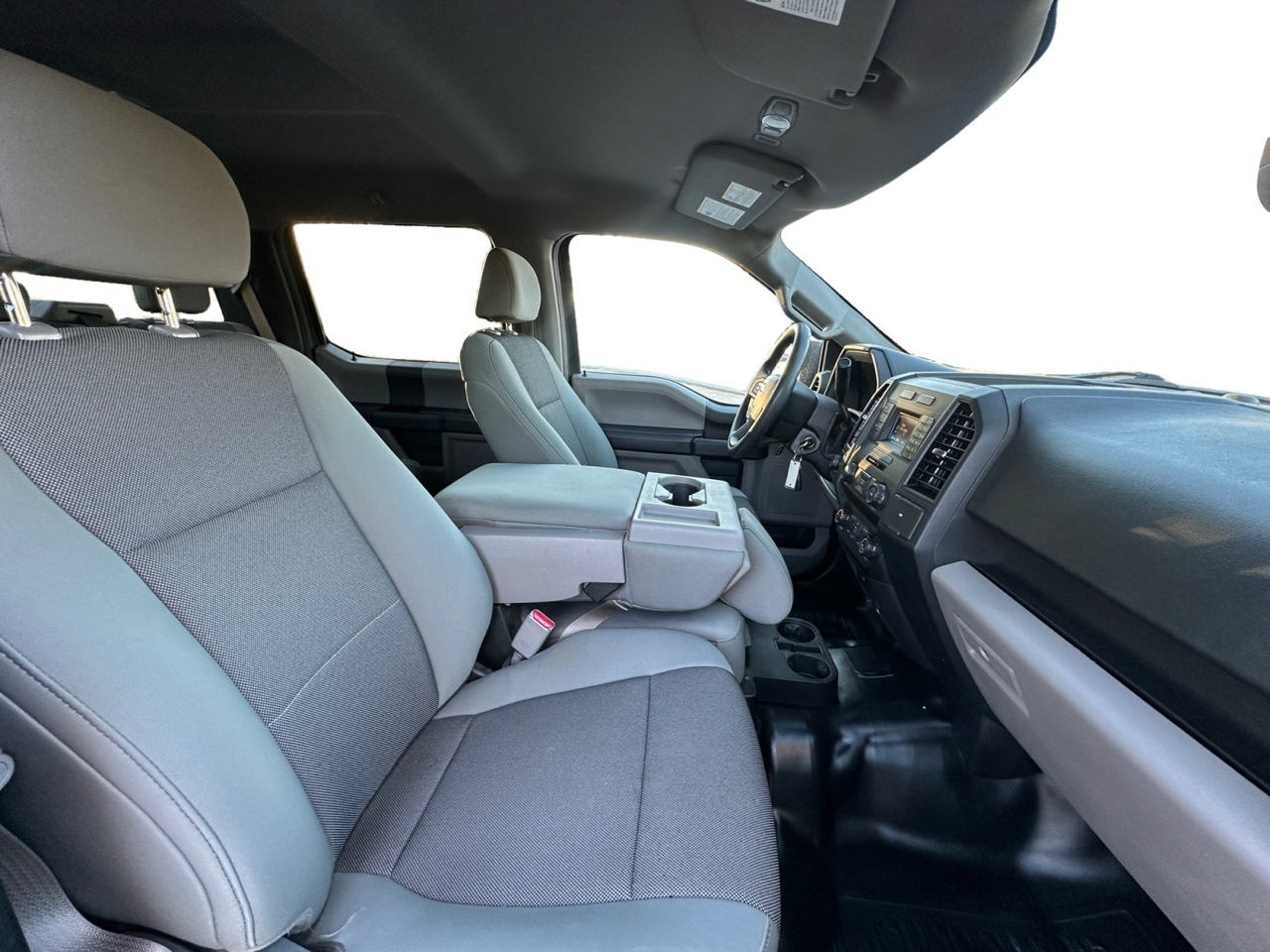 Ford F-150 XL SuperCrew 6.5-ft. Bed 4WD 2017 Ford F-150 XL SuperCrew 6.5-ft. Bed 4WD 2017