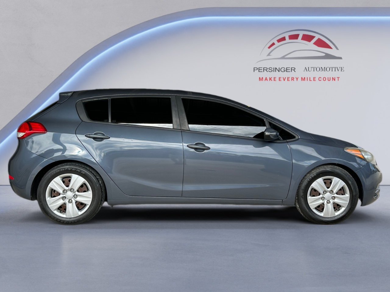 Kia Forte 5-Door LX 2016