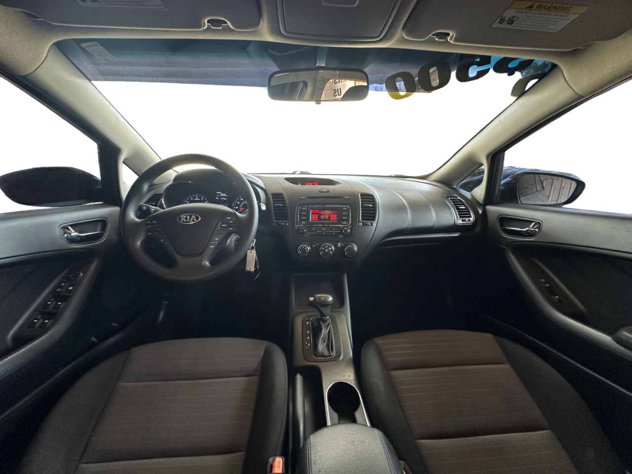 Kia Forte 5-Door LX 2016