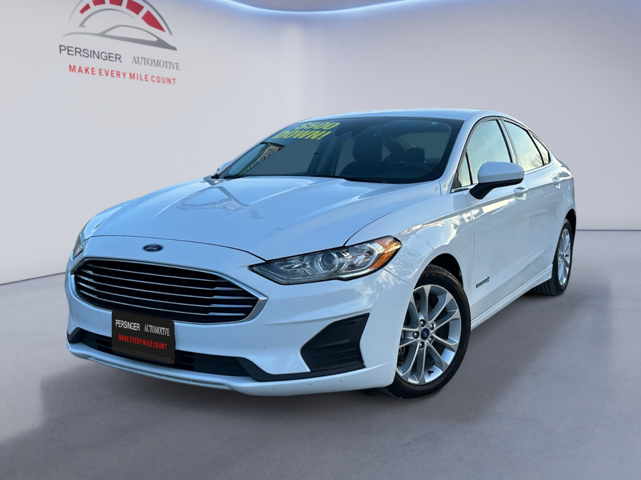 Ford Fusion Hybrid SE FWD 2019