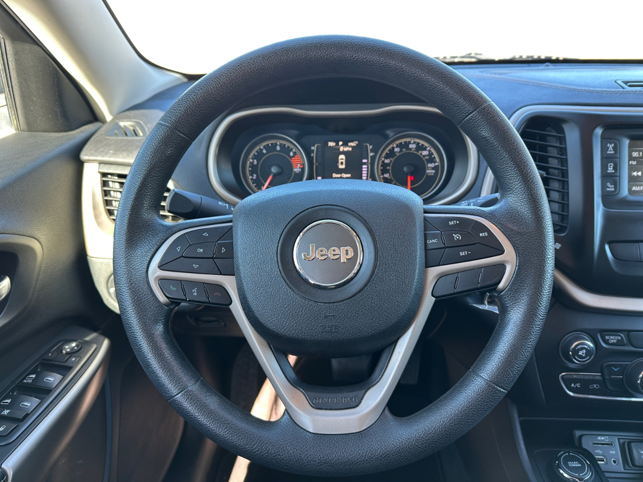 Jeep Cherokee Latitude 4x4 2018