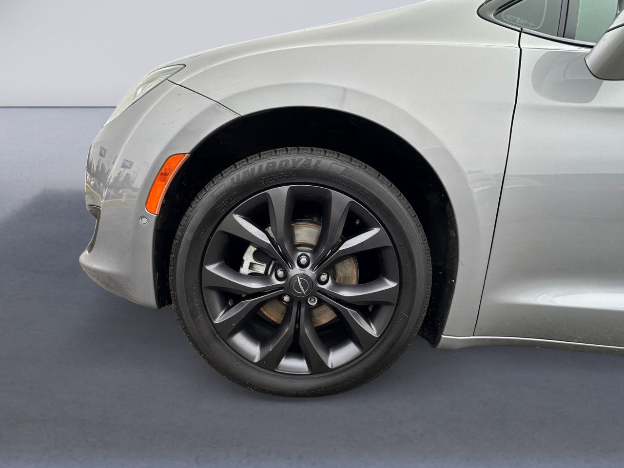 Chrysler Pacifica Touring L Plus FWD 2019